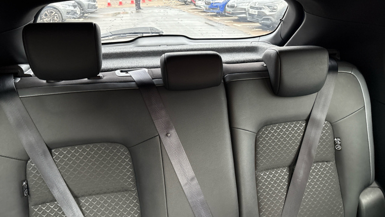 Nissan Juke 1.0 DiG-T 114 N-Connecta 5dr DCT Petrol Hatchback